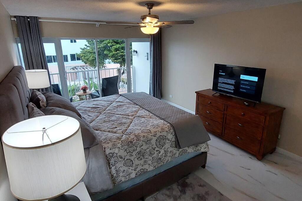 Nassau Harbour Cozy 2 Bedroom Condo Dış mekan fotoğraf